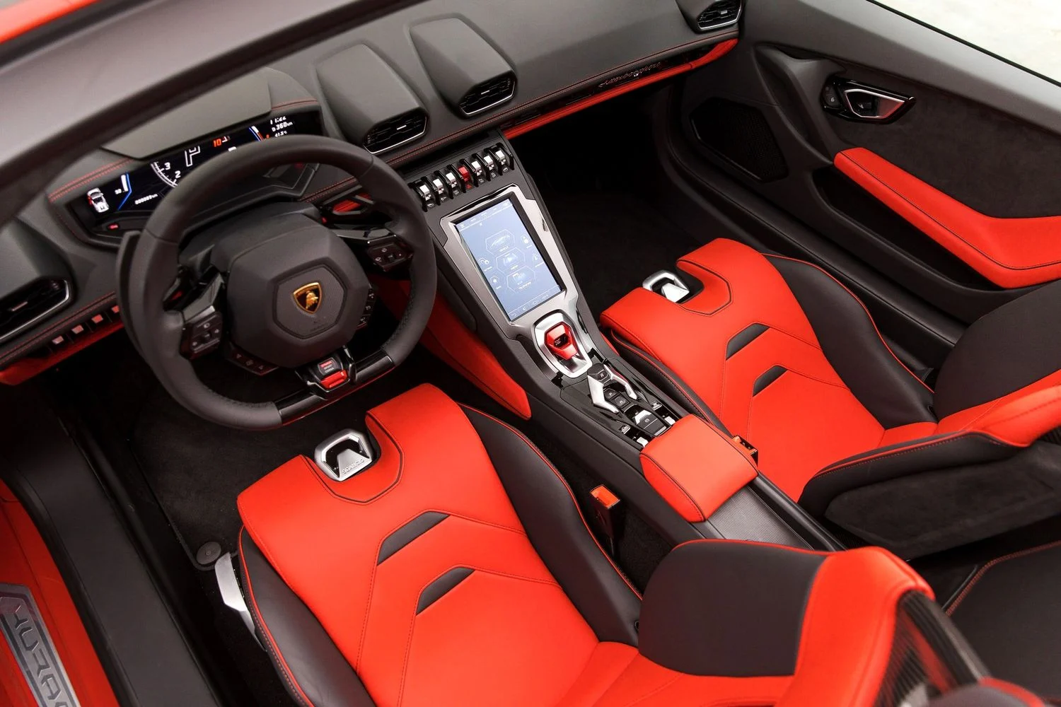 LAMBORGHINI HURACAN 2022