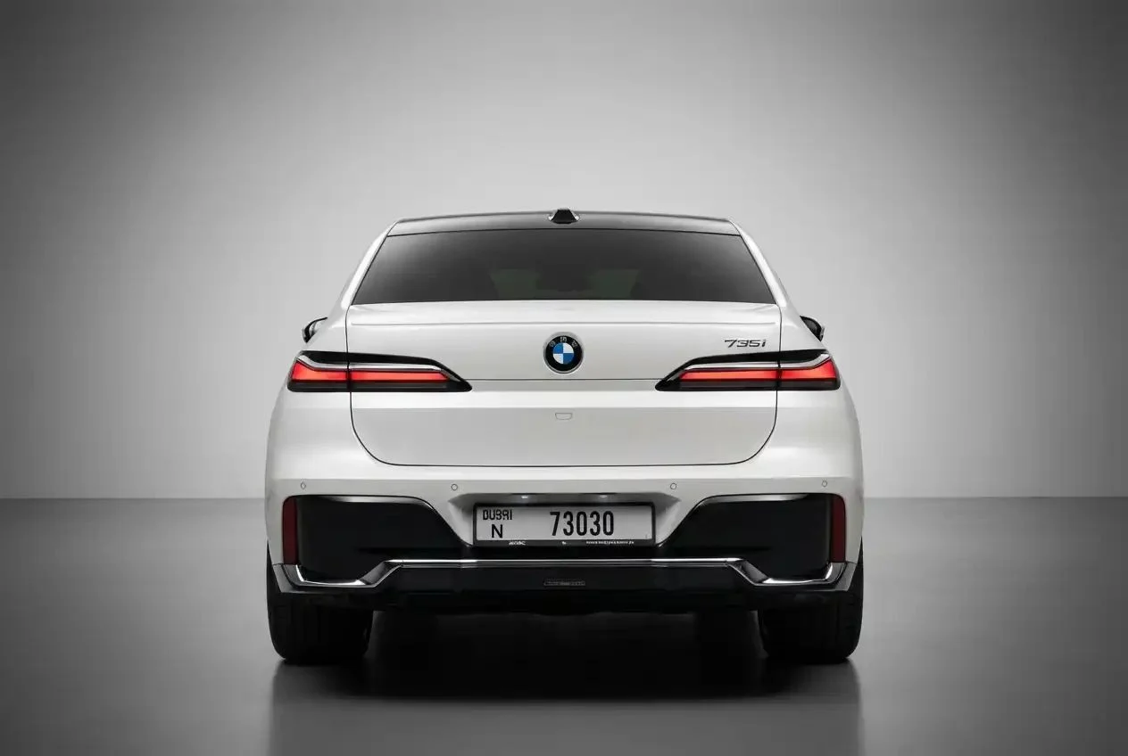 بي أم دبليو 7 SERIES 2025