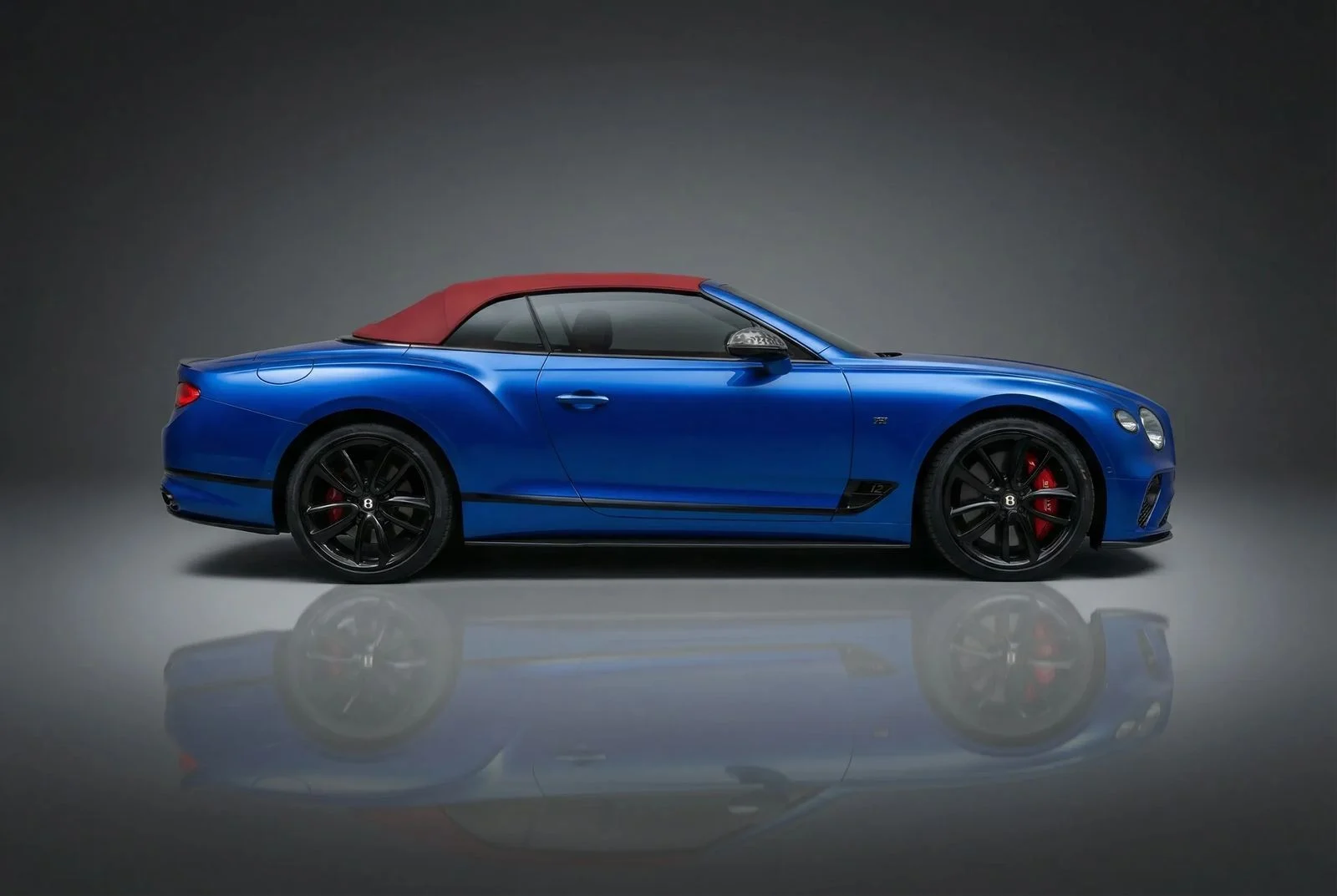بنتلي كونتيننتال جي تي 2023