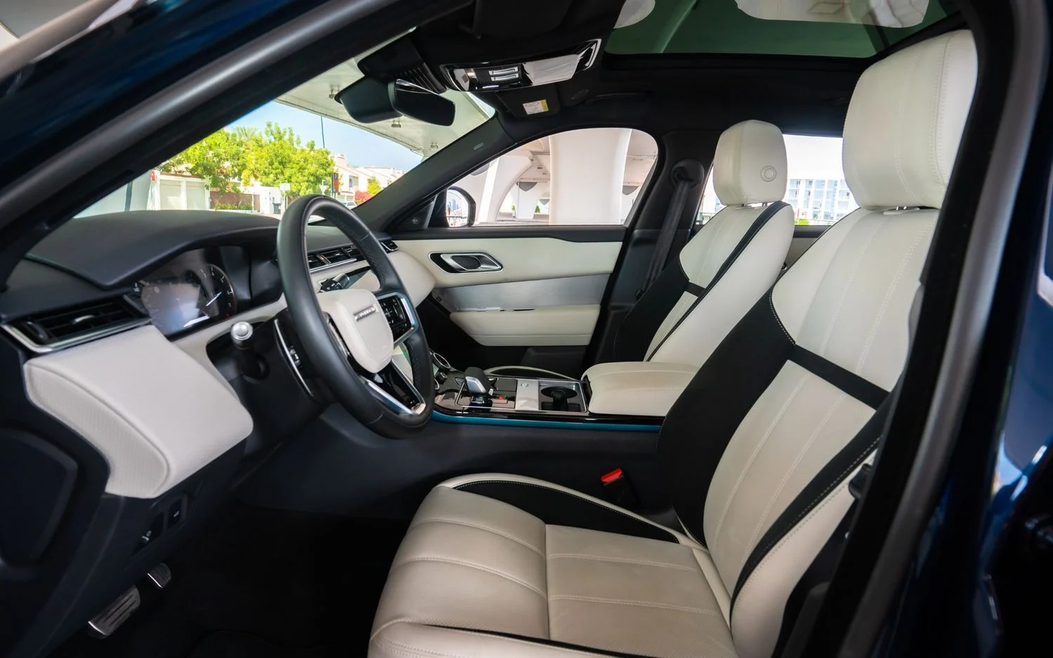 LAND ROVER VELAR 2022