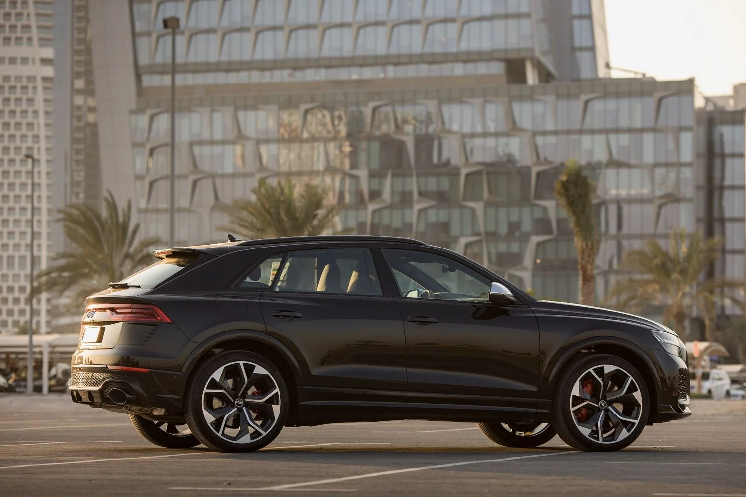 AUDI Q8 2023