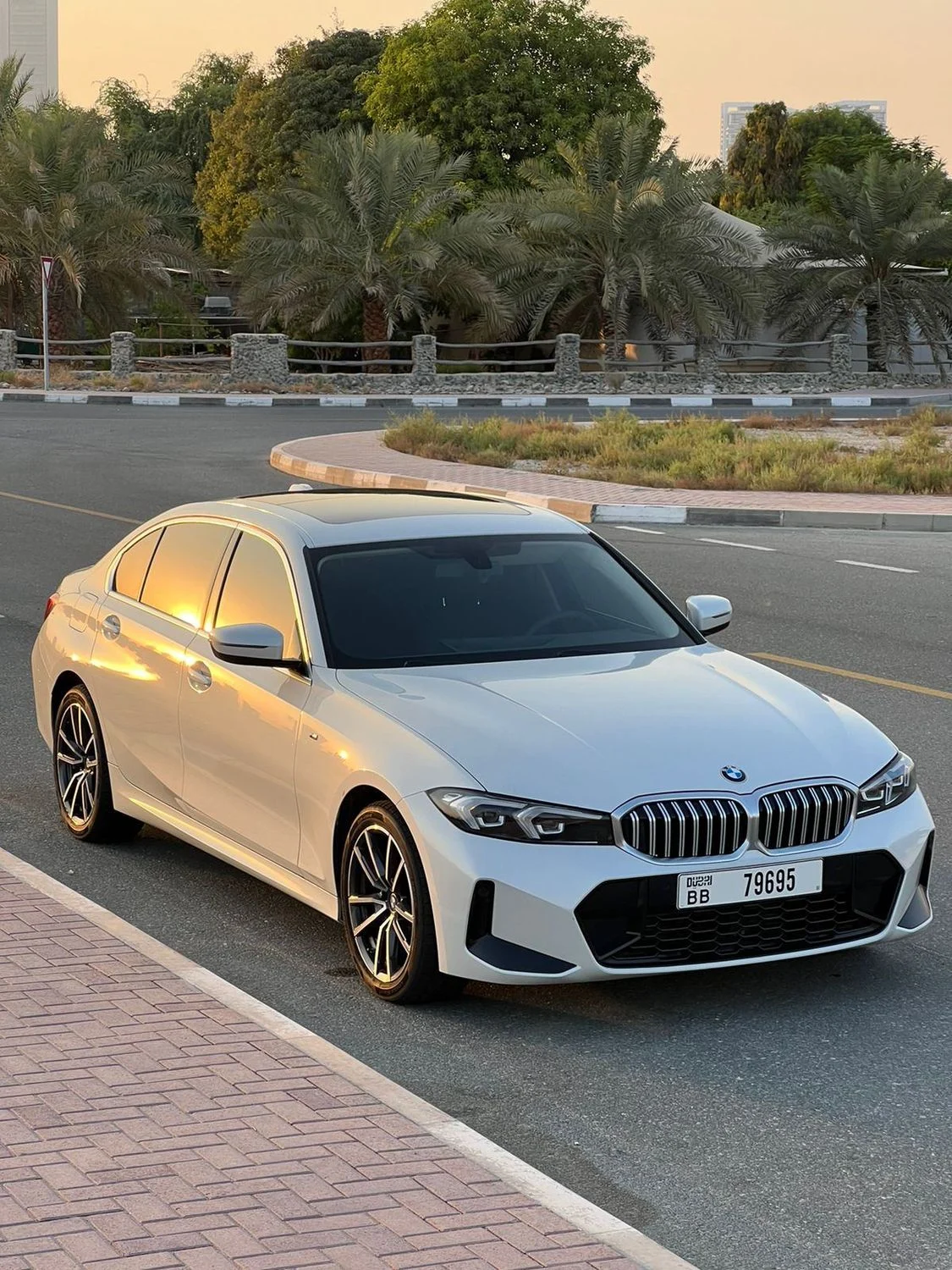بي أم دبليو 3 SERIES 2024