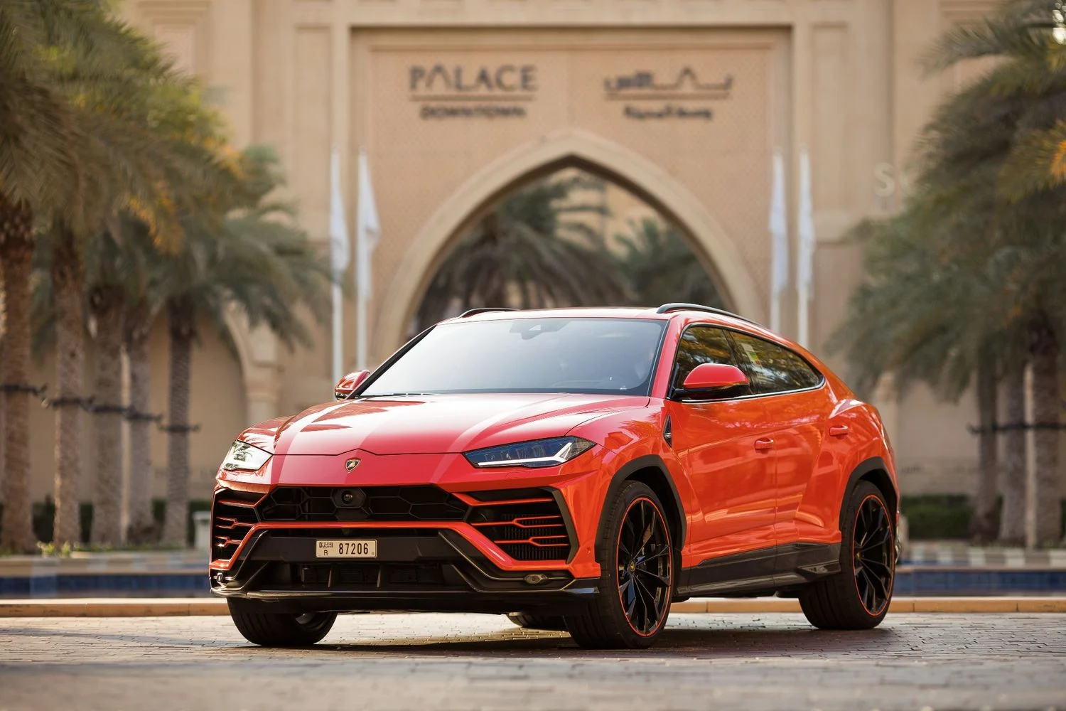 LAMBORGHINI URUS 2023