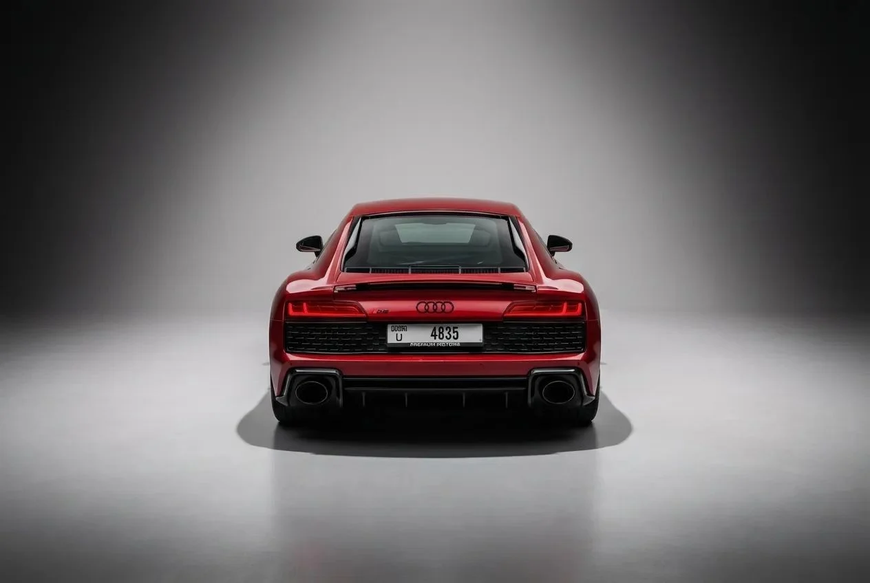 اودي R8 2023