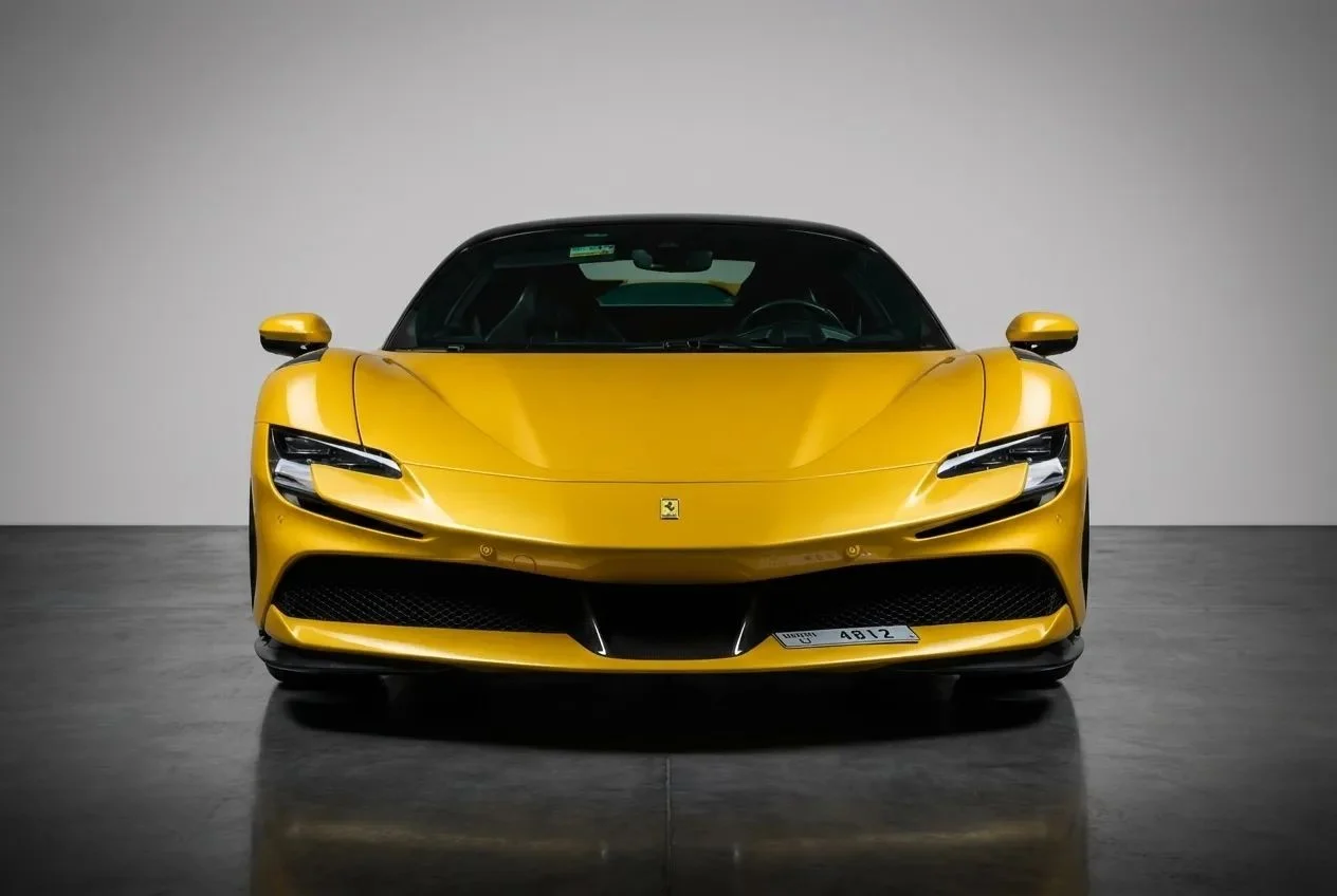 FERRARI SF90 2023