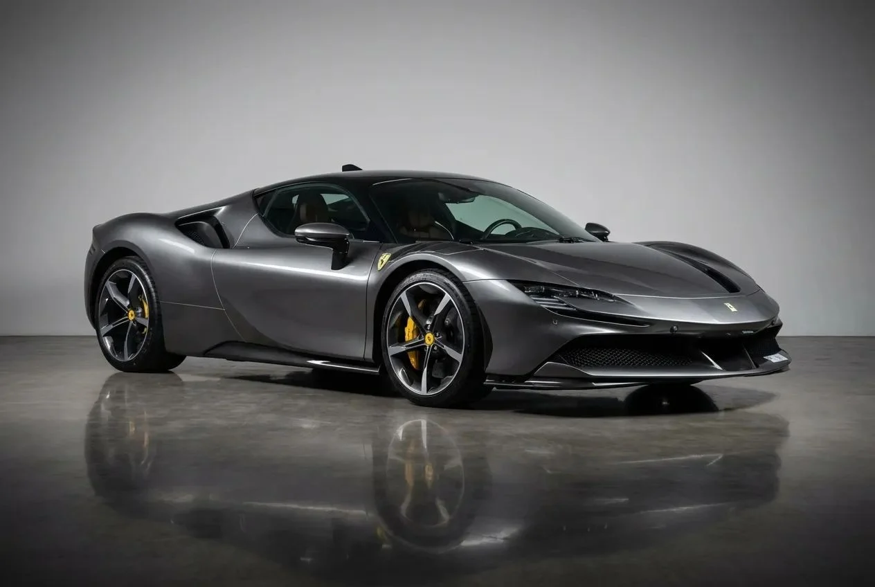 FERRARI SF90 2023