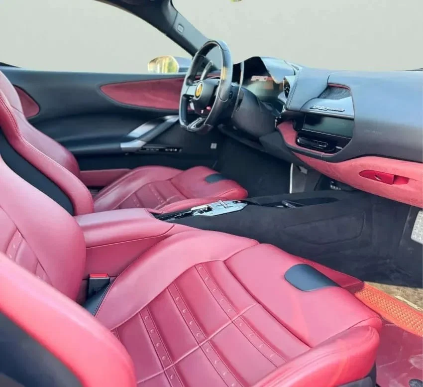 FERRARI SF90 2023