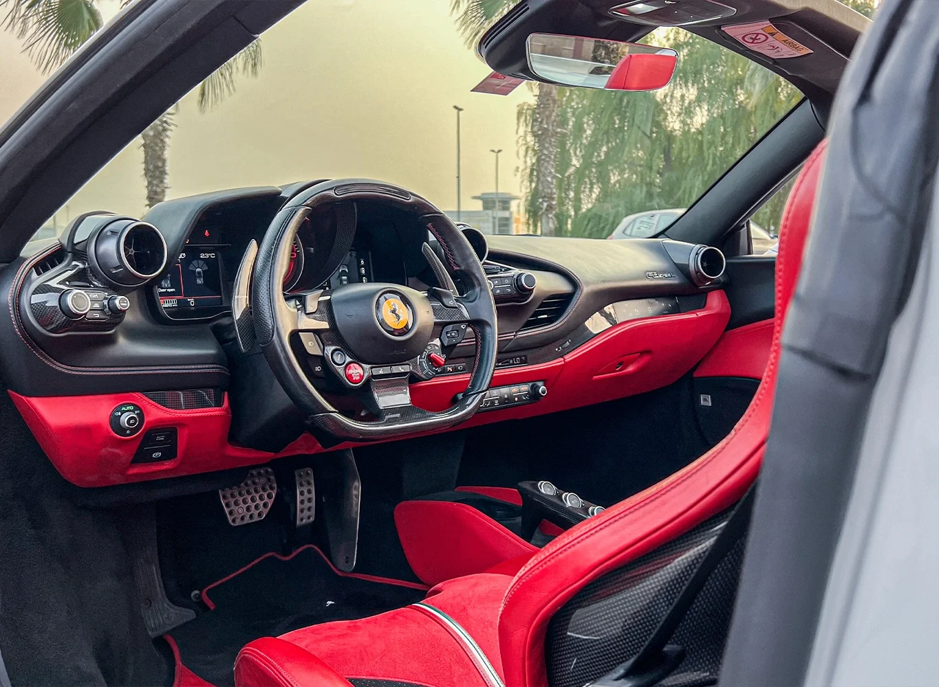 FERRARI F8 2022