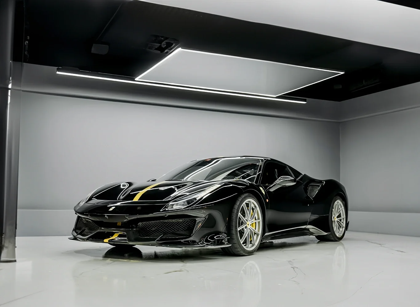 FERRARI 488 2019
