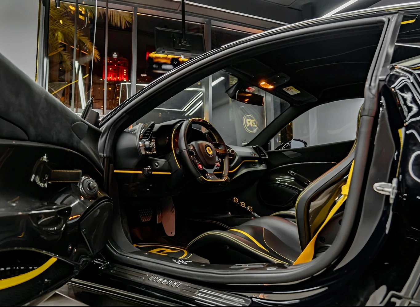 FERRARI 488 2019