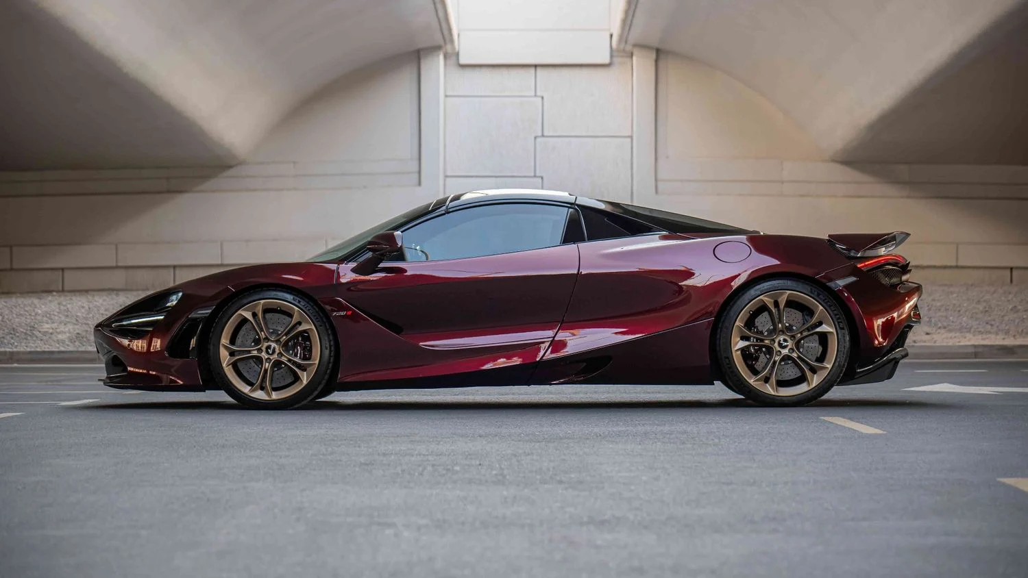 MCLAREN 720S COUPE 2023
