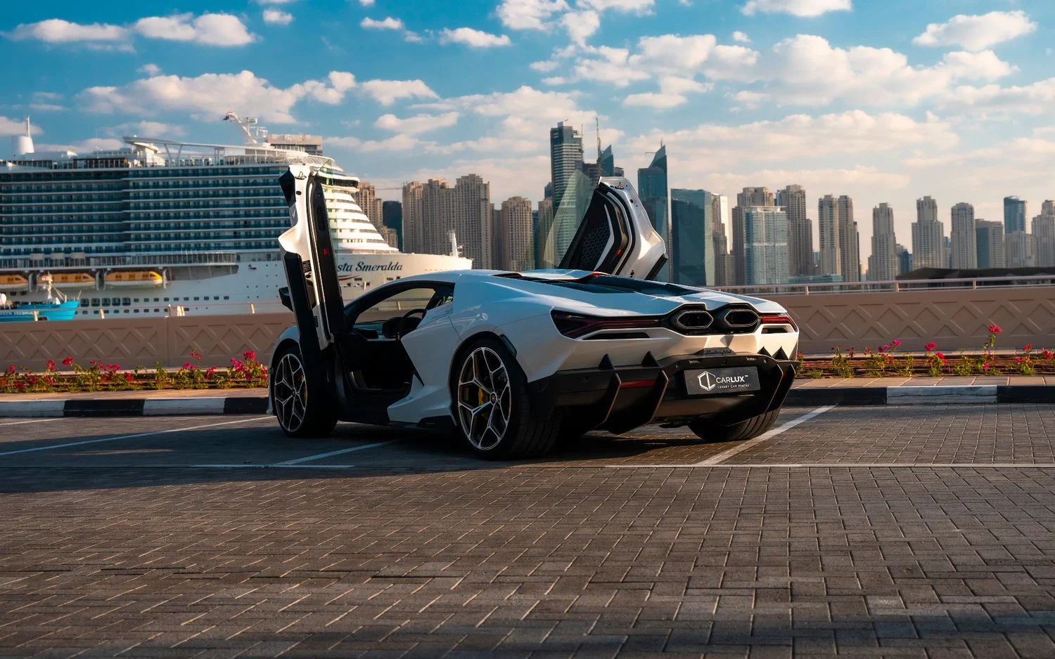 LAMBORGHINI Revuelto 2024