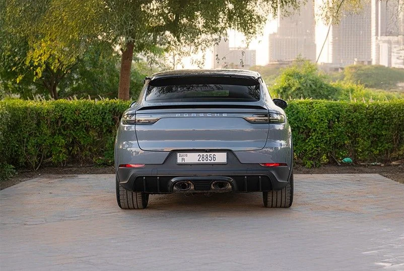 PORSCHE CAYENNE 2025