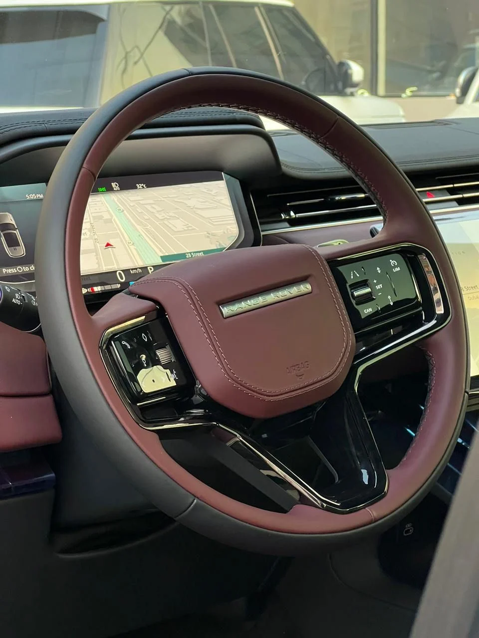 LAND ROVER SPORT 2023