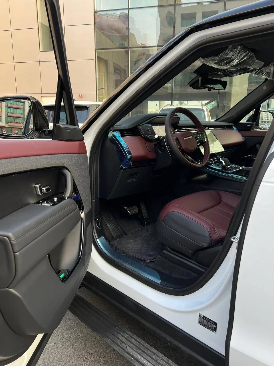 LAND ROVER SPORT 2023