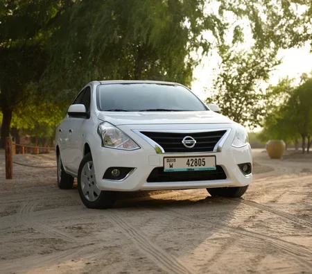 NISSAN SUNNY 2025