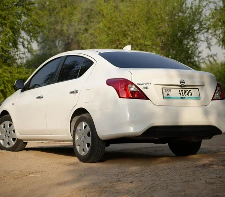 NISSAN SUNNY 2025