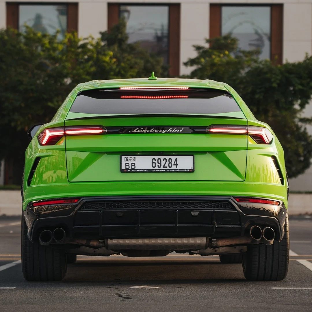 LAMBORGHINI URUS 2022