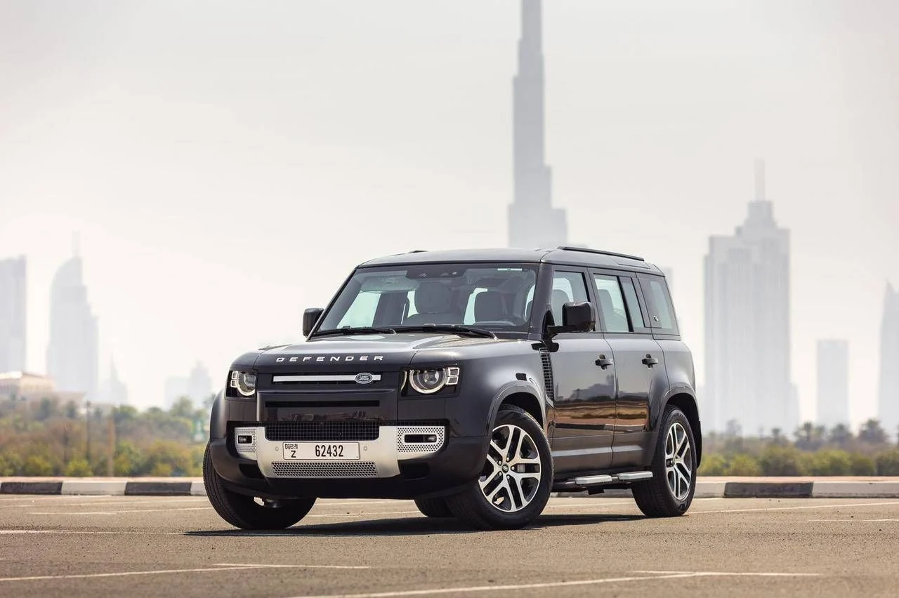 LAND ROVER DEFENDER 2024