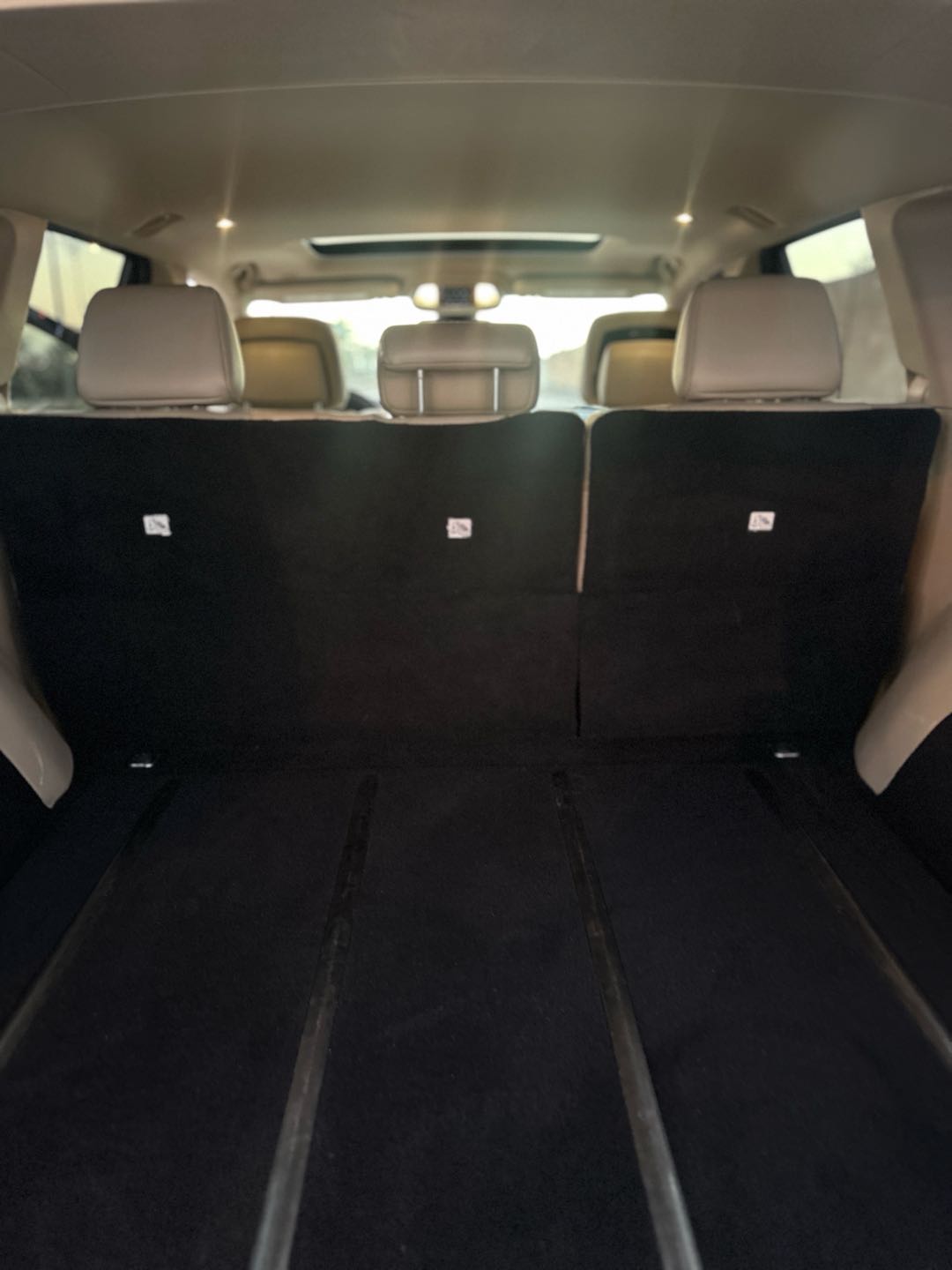 Car Image 2017 JEEP GRAND CHEROKEE 