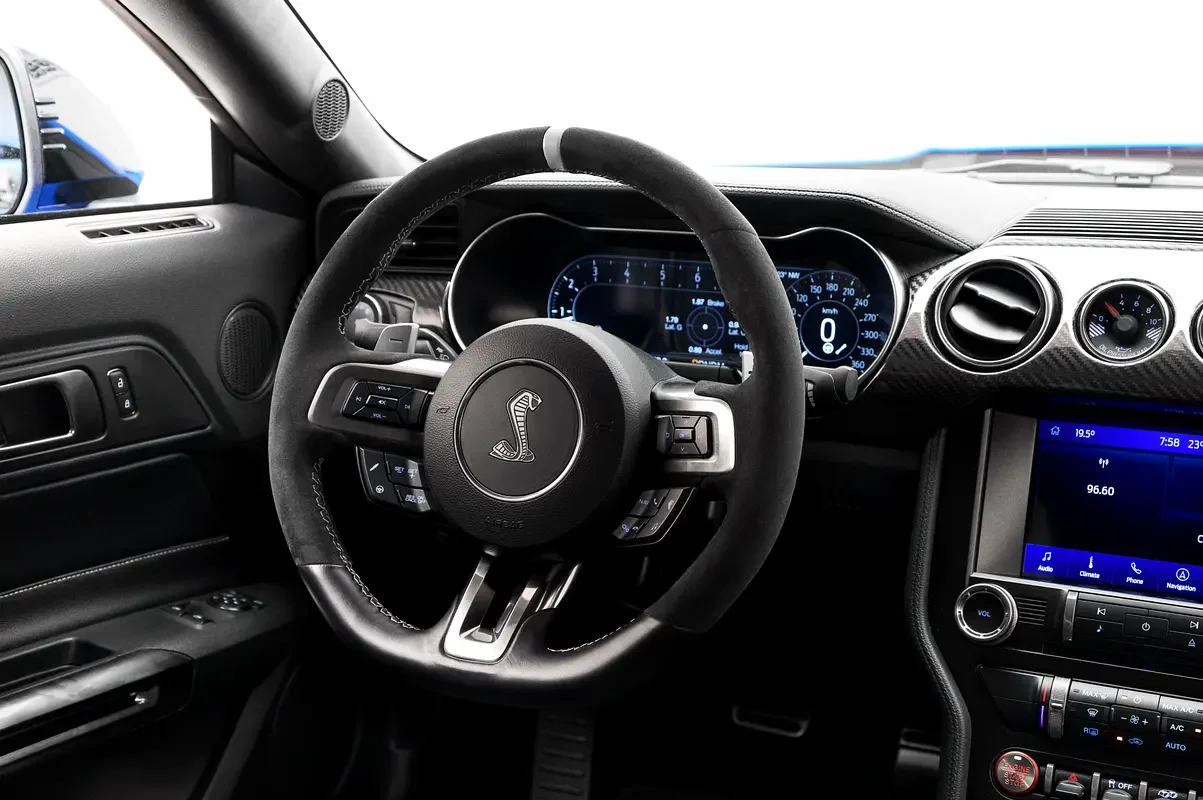 FORD MUSTANG 2022
