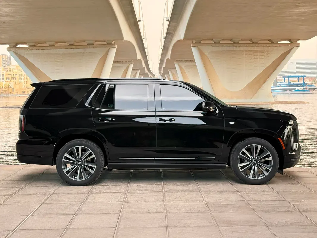 CADILLAC ESCALADE 2026