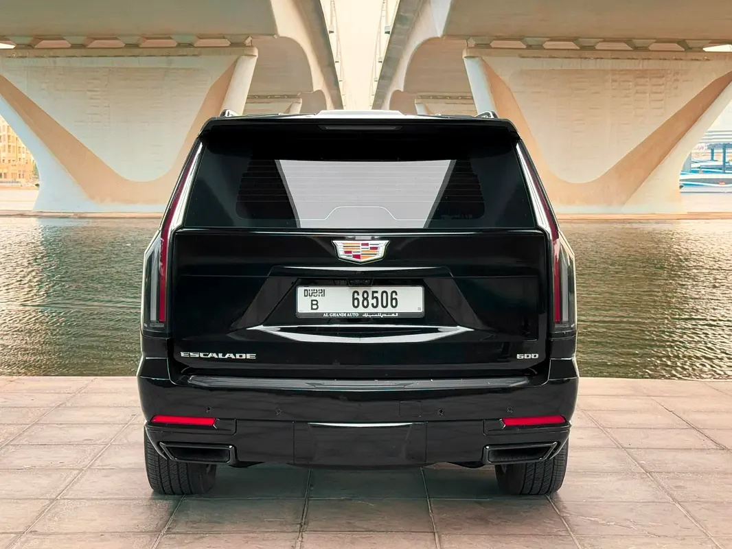 CADILLAC ESCALADE 2026