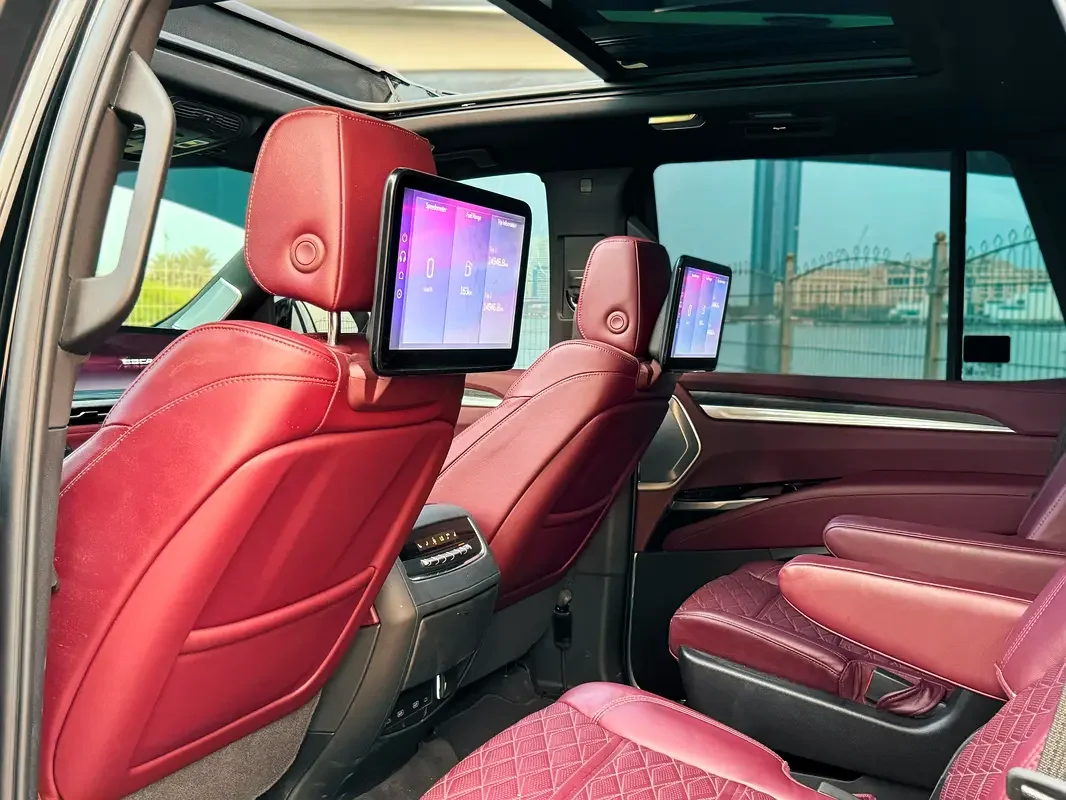 CADILLAC ESCALADE 2026