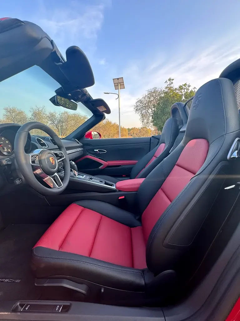 PORSCHE 718 / BOXSTER 2024