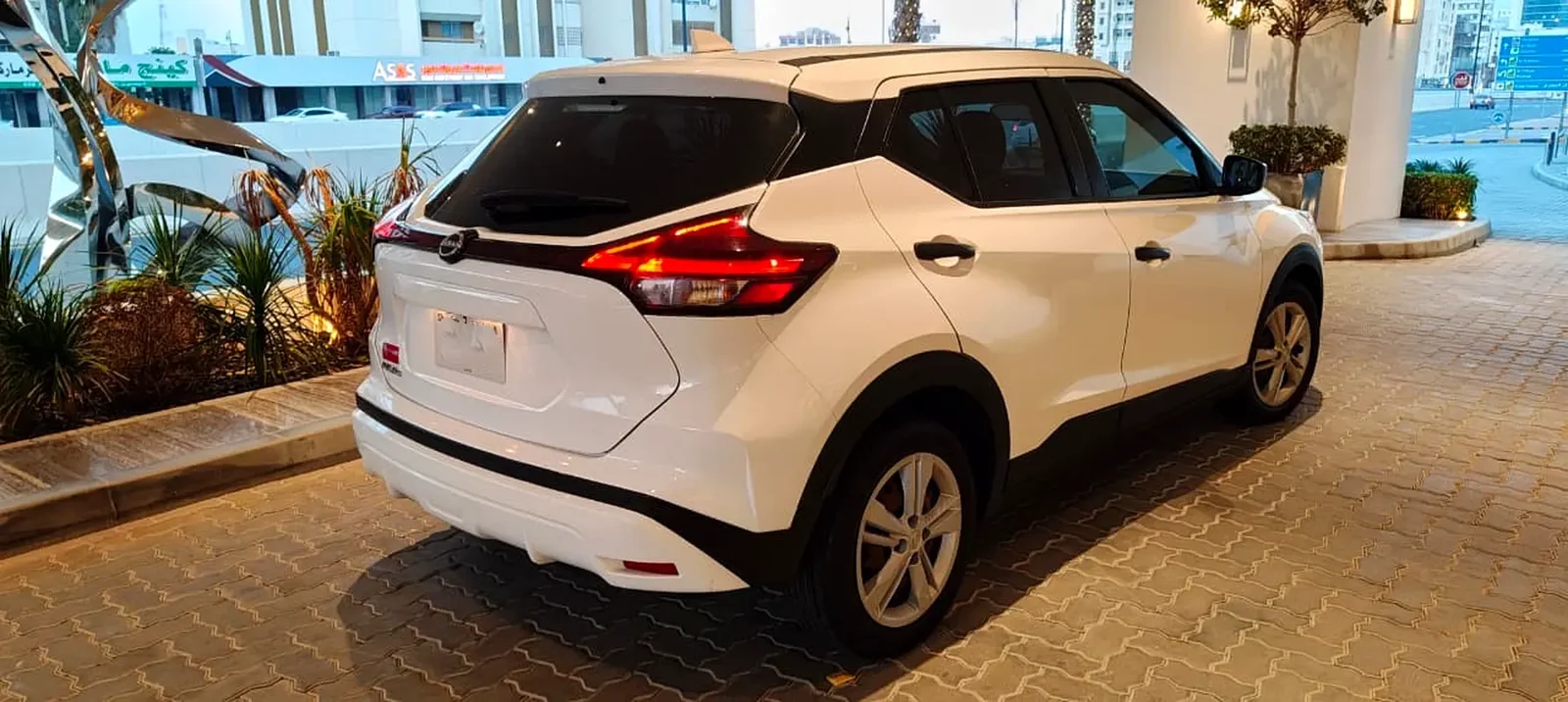NISSAN KICKS 2022