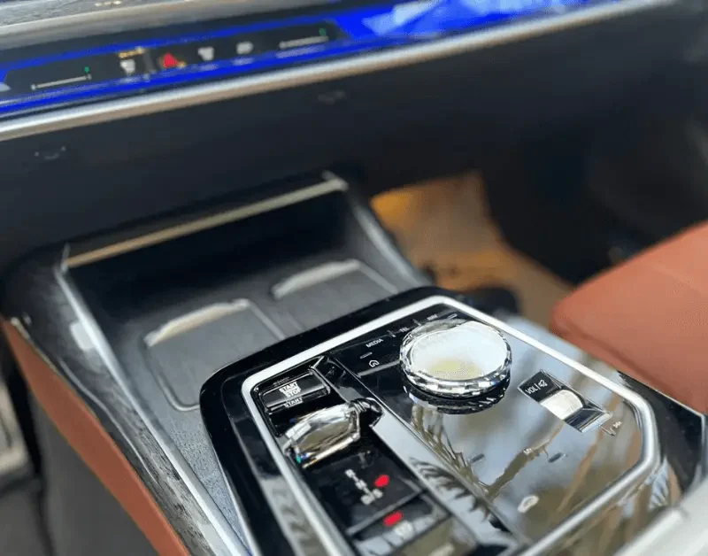 BMW 7 SERIES 2024