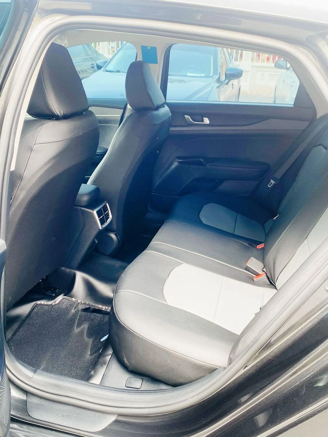 KIA K5 2025