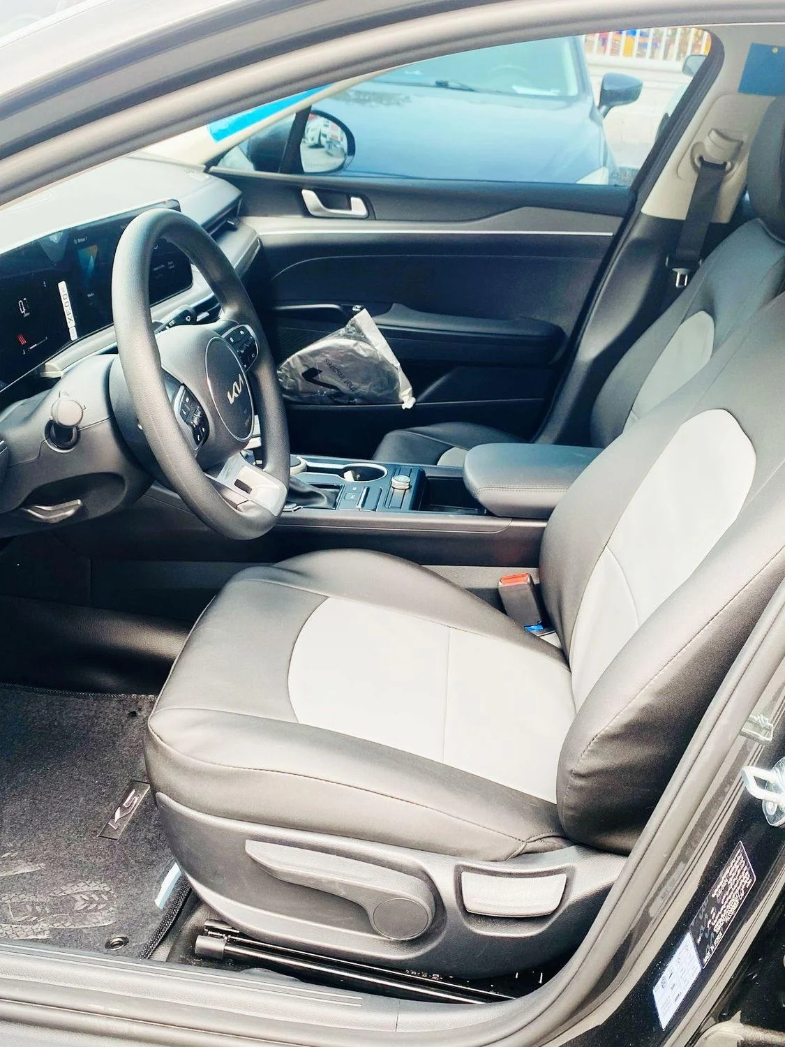 KIA K5 2025