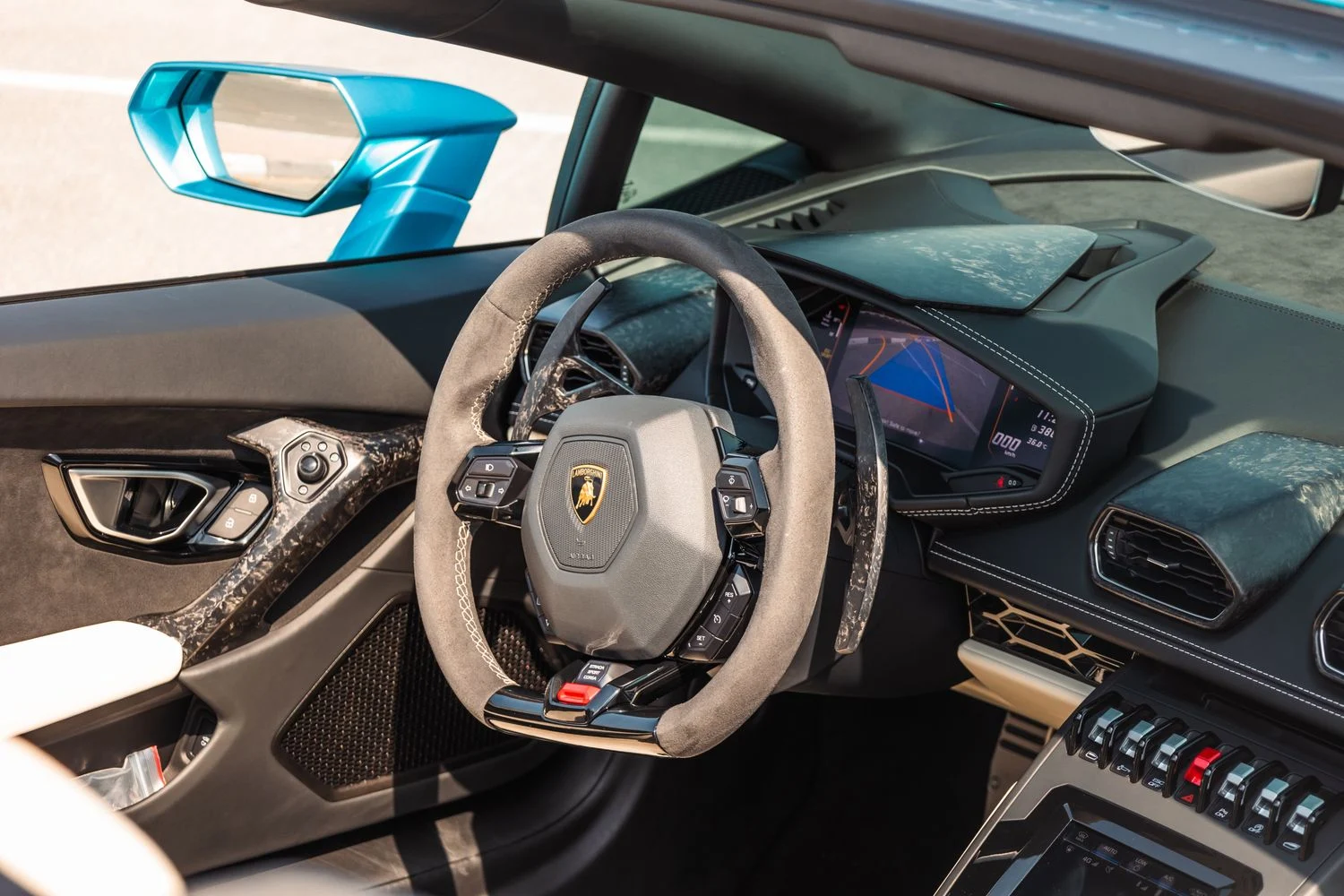 LAMBORGHINI HURACAN 2024