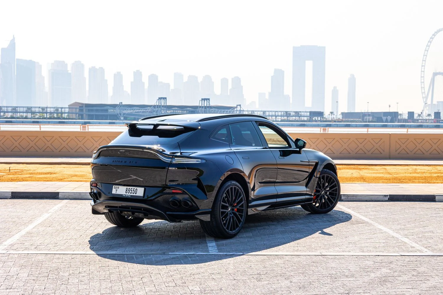 ASTON MARTIN DBX 2023
