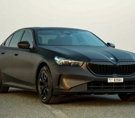 BMW 5 SERIES 2026