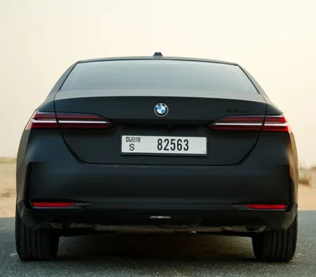 BMW 5 SERIES 2026
