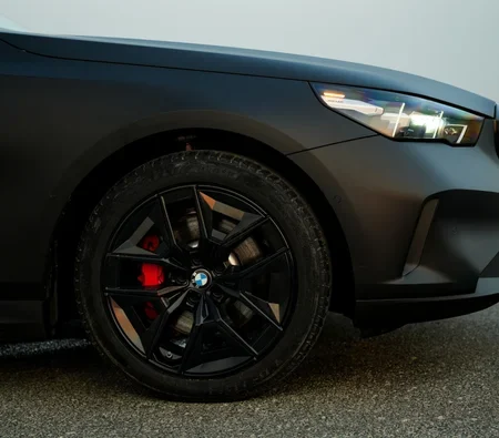 BMW 5 SERIES 2026