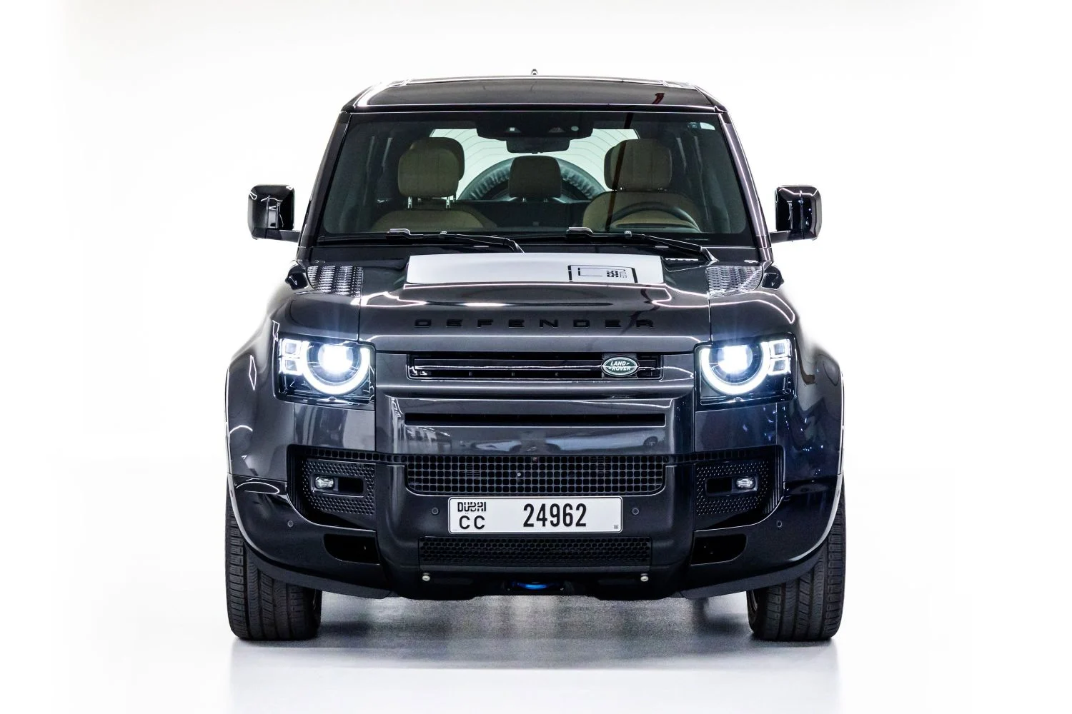 LAND ROVER DEFENDER 2025
