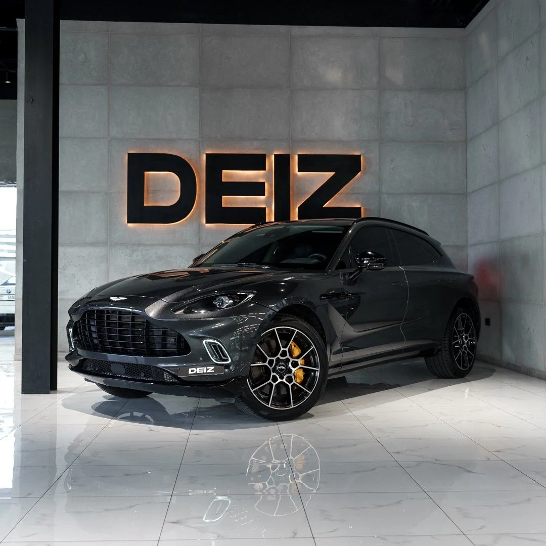 ASTON MARTIN DBX 2022