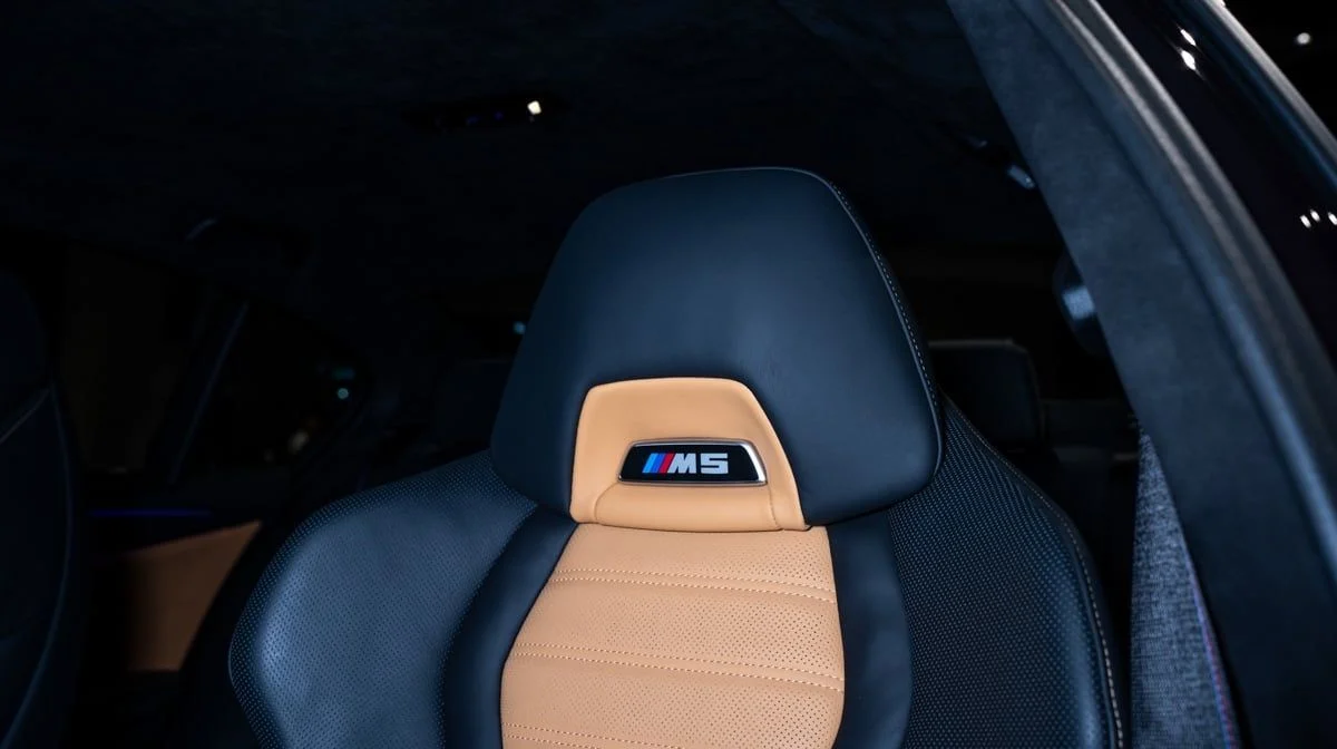 بي أم دبليو M5 2023