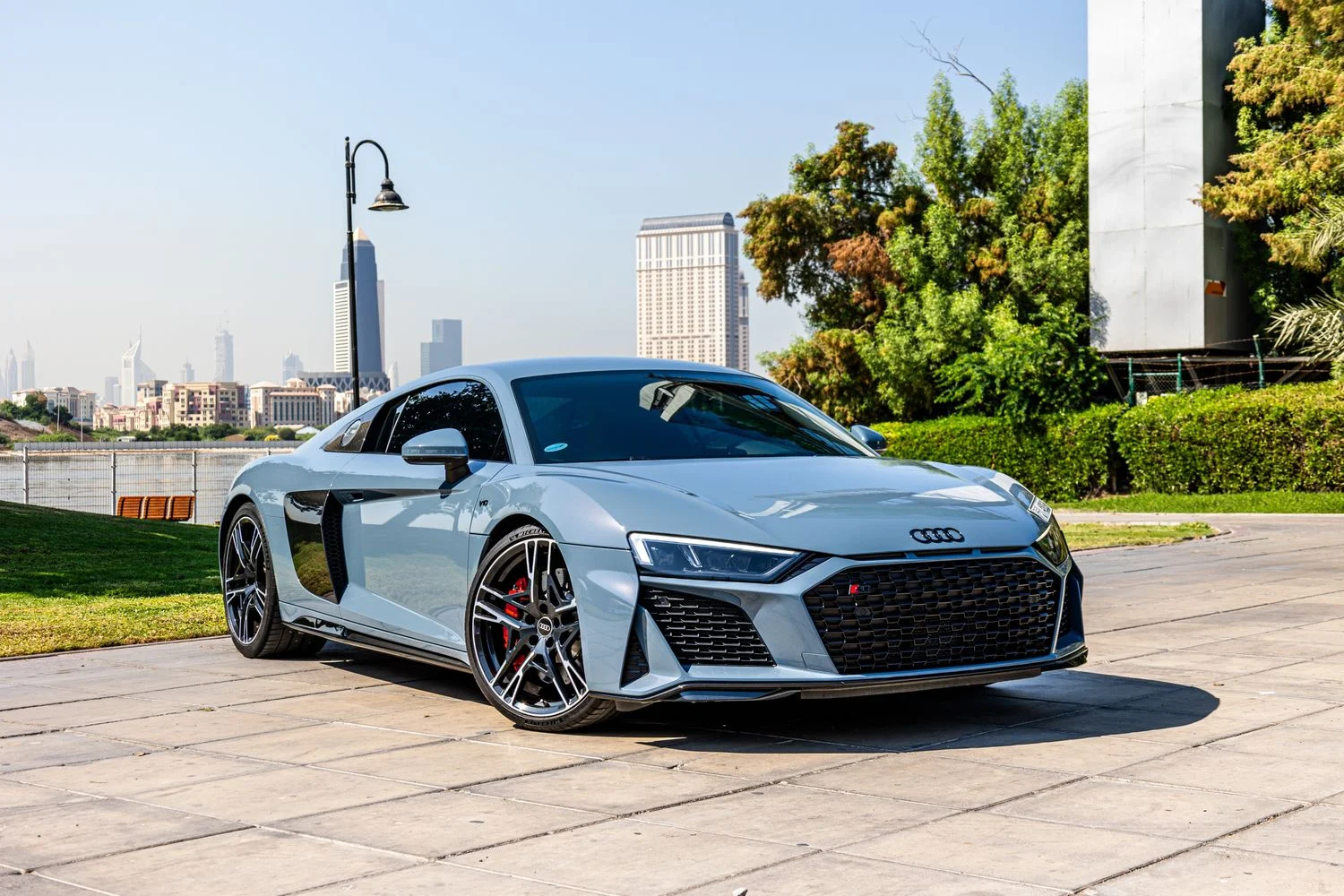 اودي R8 2023