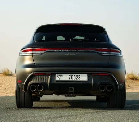 بورش ماكان 2023