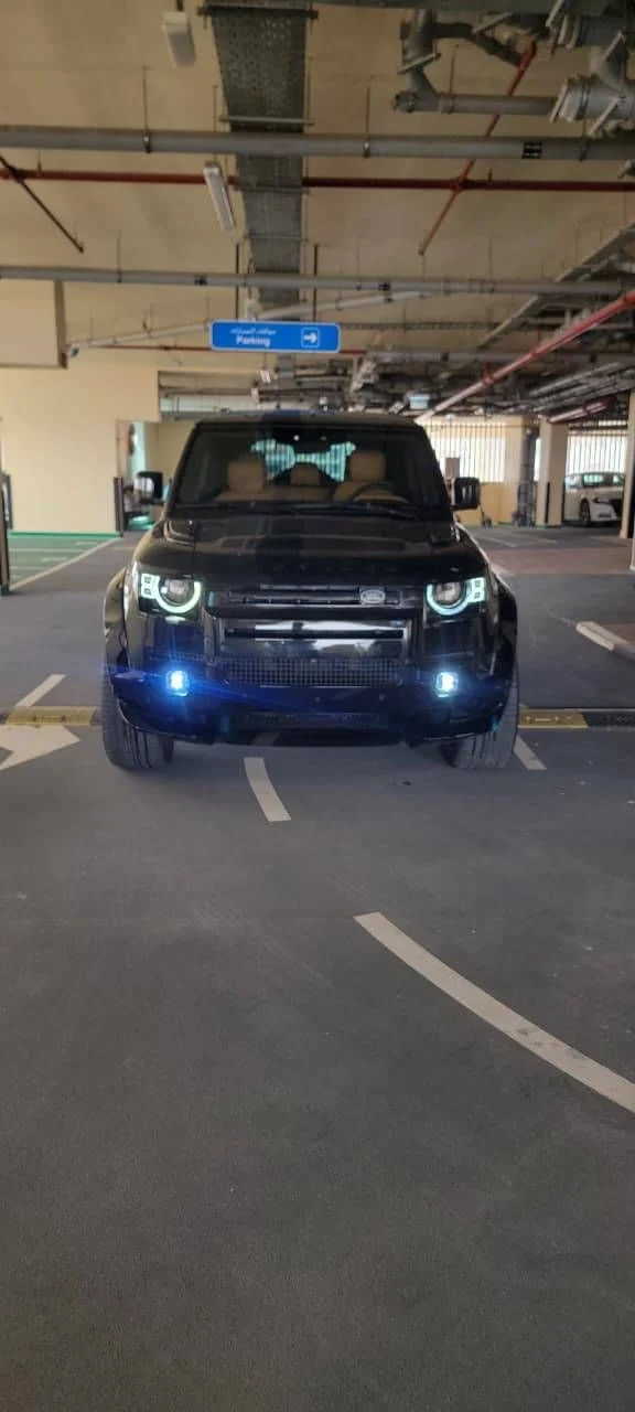 LAND ROVER DEFENDER 2024