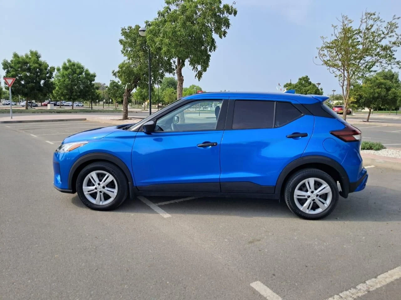 NISSAN KICKS 2022