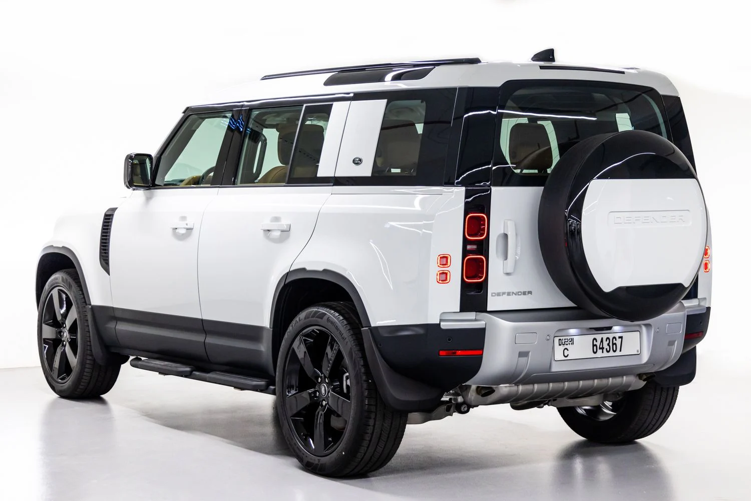 LAND ROVER DEFENDER 2024