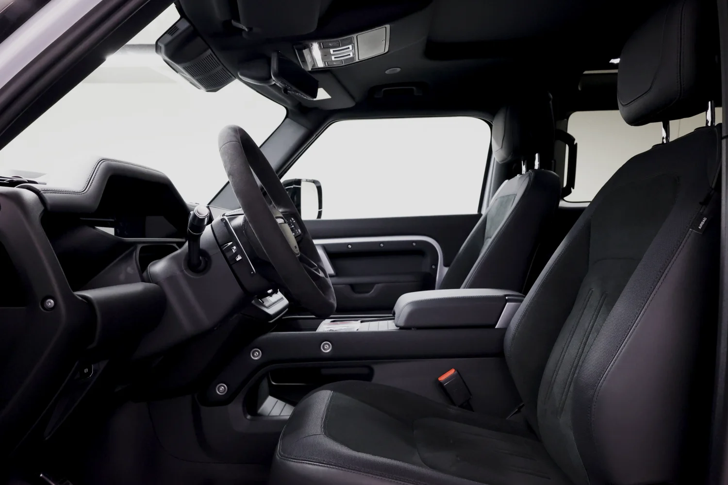 LAND ROVER DEFENDER 2023
