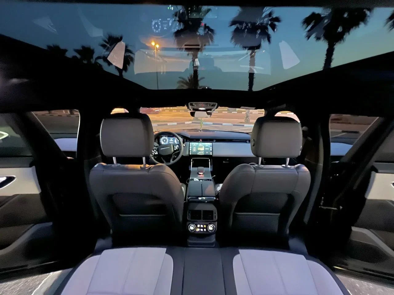 LAND ROVER VELAR 2024