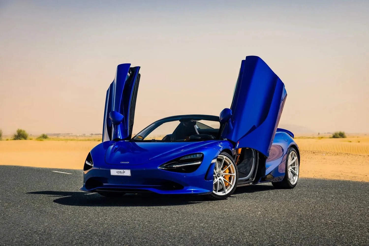 MCLAREN 750S 2025