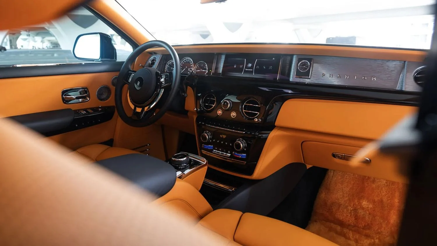 ROLLS ROYCE PHANTOM 2023